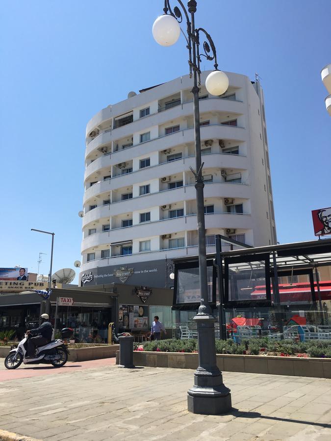 Apartman Alex 33 *